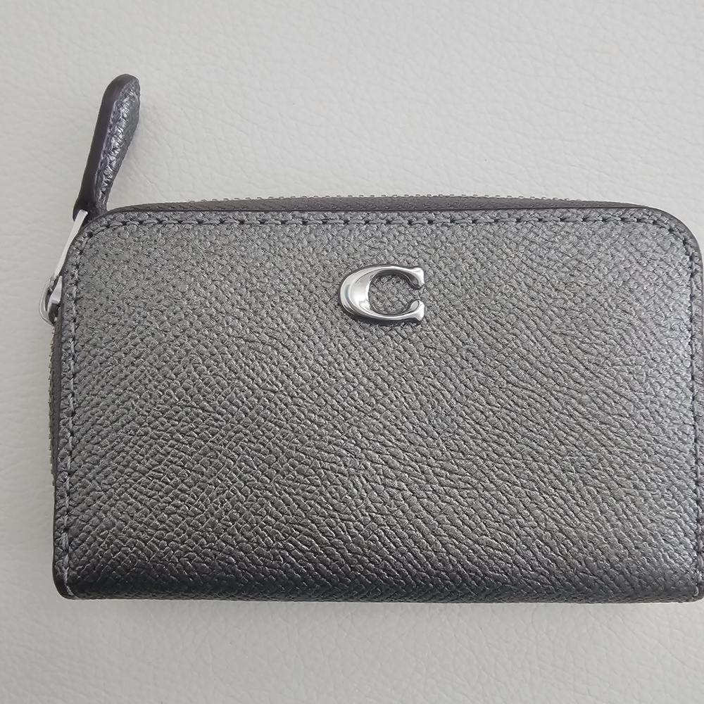 Coach Small,  zip-around Leather Card Holder